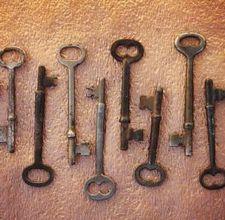 How to Make Copies of Antique Keys ~ Click Here
