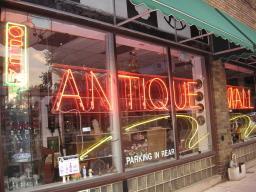 West Saint Paul Antiques