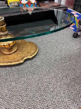 West Saint Paul Antiques