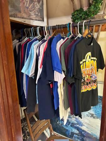 West Saint Paul Antiques - VINTAGE SPORTS TEE SHIRTS AND SWEATSHIRTS