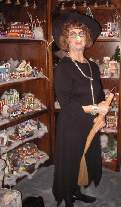 Linda - Halloween - 2009