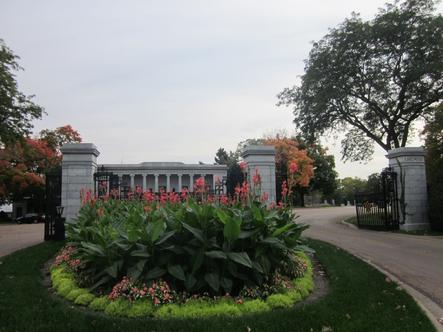 Lakewood Cemetery