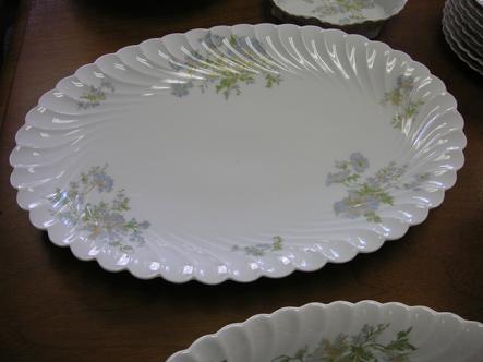 Haviland Limoges Margaux 14 1/2" Oval Pltter