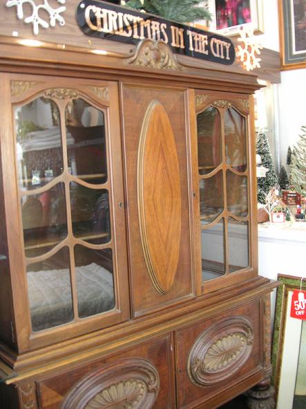 The Hanson House Grand Dining Room Set
