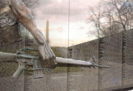 Click Here for a Interactive Panoramas of Vietnam Veterans Memorial You must have QuickTime media player for this presentation.