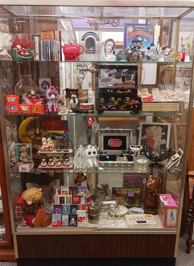 Jason & Julie Debing, Antique & Collectible Dealers