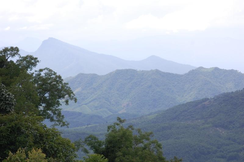 Que Son Mountains Vietnam 
