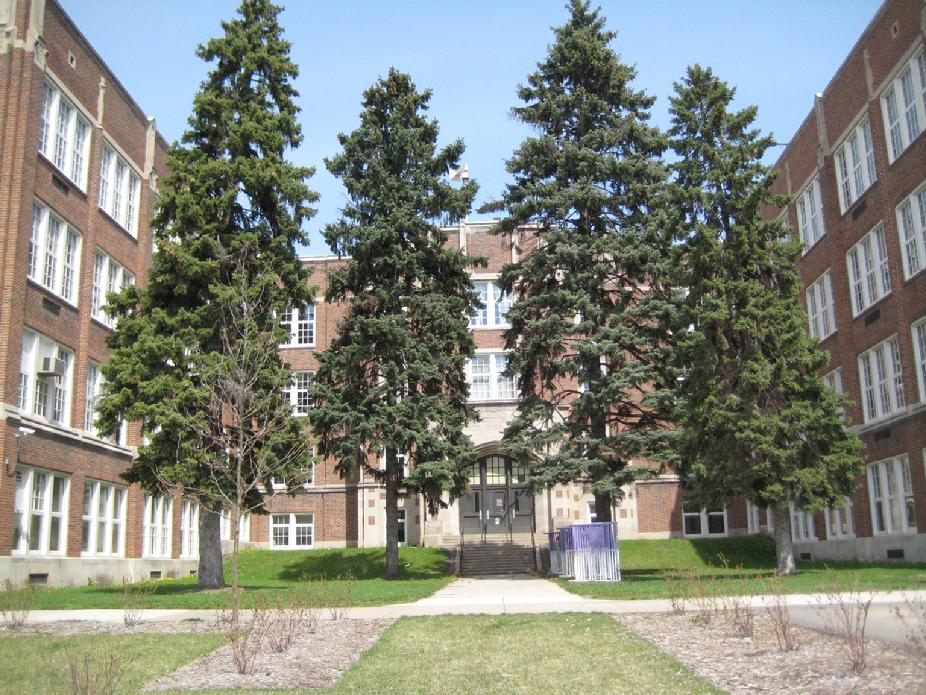 William Watts Folwell Jr. High